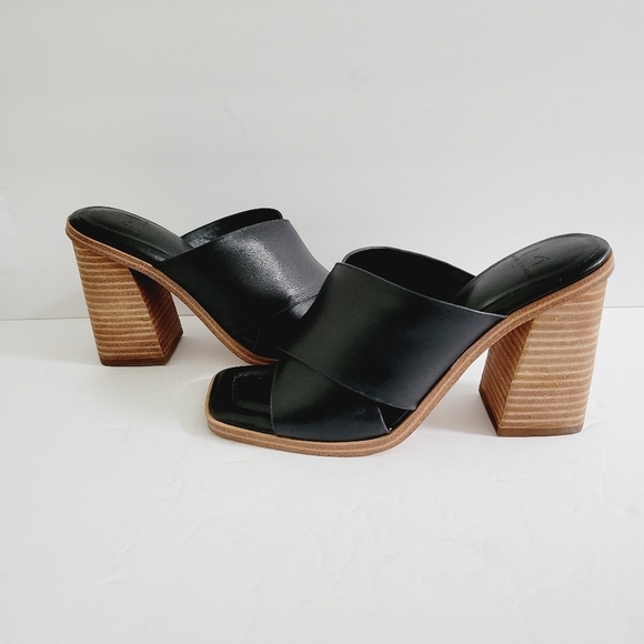NEW Marc Fisher Leather Heeled Block Slip On Sandals Size 6.5 - Picture 1 of 7